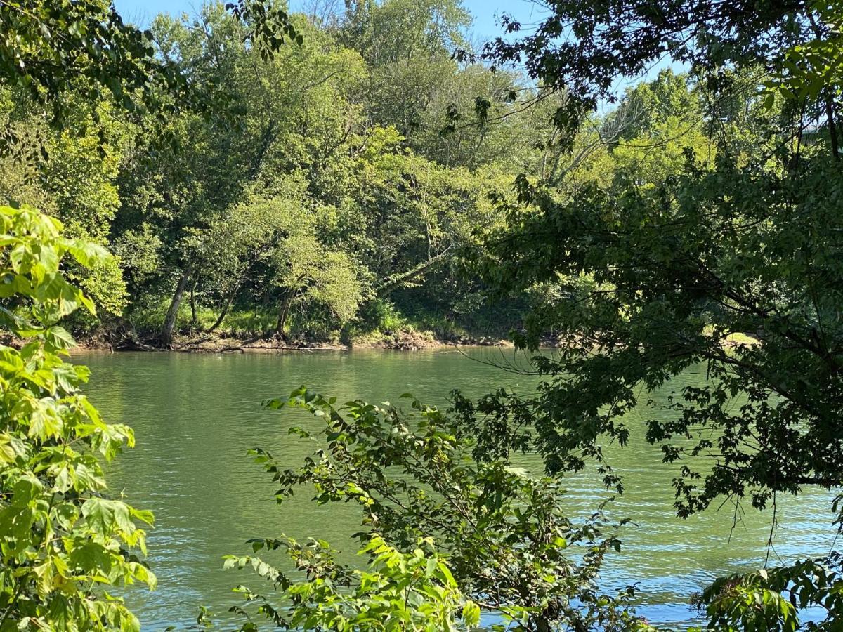 Riverfront Lodge Burkesville Zewnętrze zdjęcie